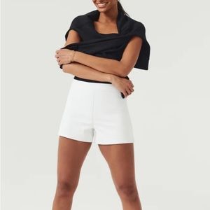 Spanx women’s shorts size L new with tags